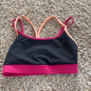sports bra